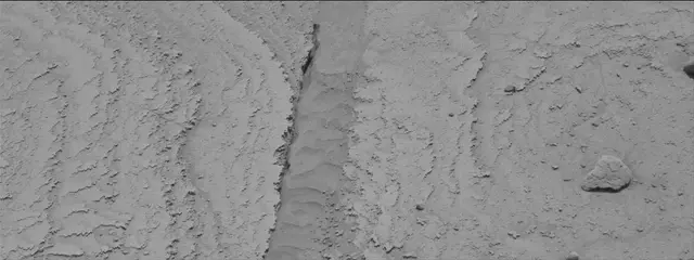 Sol 3781: Mast Camera (Mastcam)