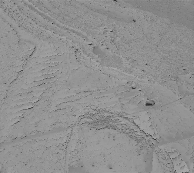 Sol 3781: Mast Camera (Mastcam)