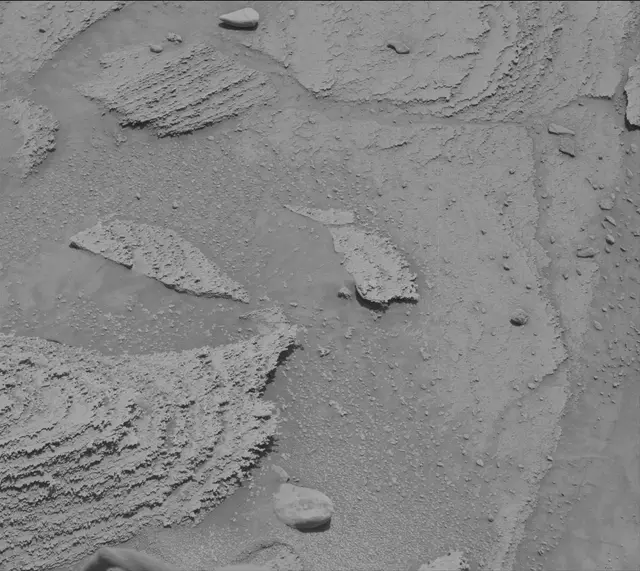 Sol 3781: Mast Camera (Mastcam)