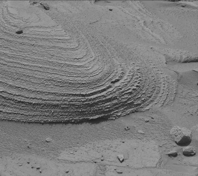 Sol 3781: Mast Camera (Mastcam)
