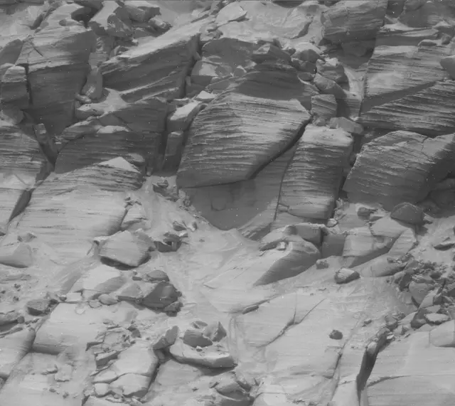 Sol 3781: Mast Camera (Mastcam)