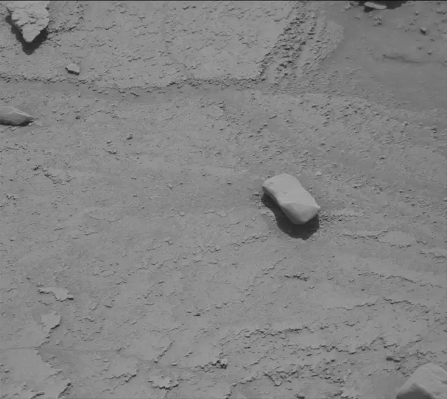 Sol 3781: Mast Camera (Mastcam)