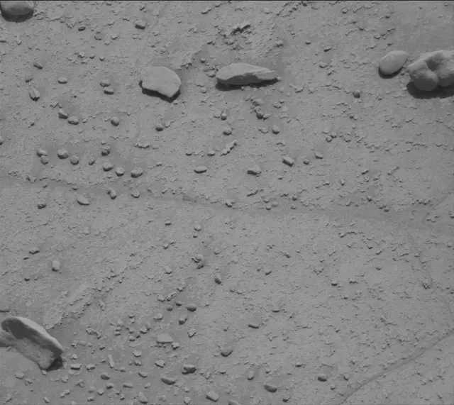 Sol 3781: Mast Camera (Mastcam)
