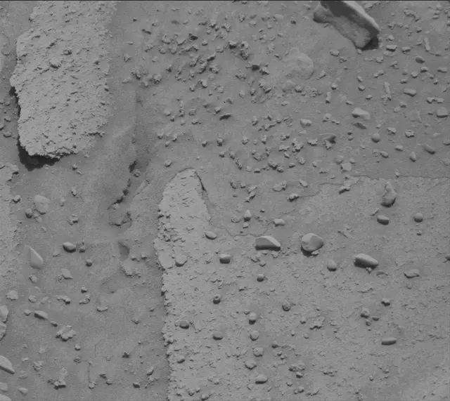 Sol 3781: Mast Camera (Mastcam)