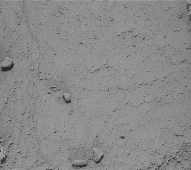 Sol 3781: Mast Camera (Mastcam)