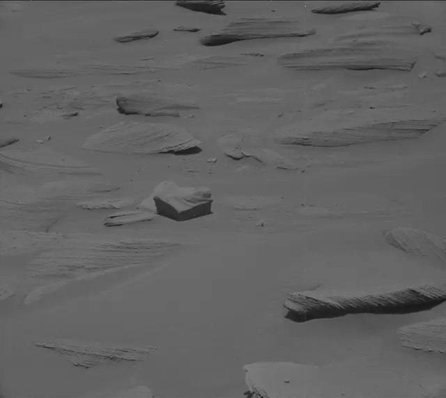 Sol 3783: Mast Camera (Mastcam)