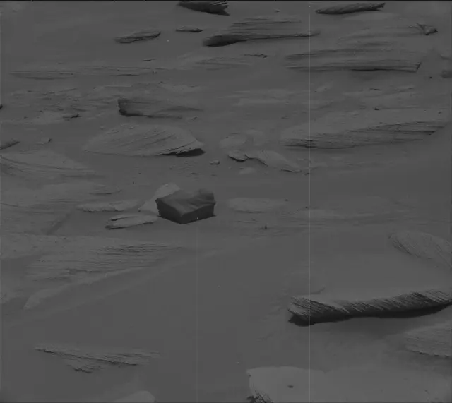 Sol 3783: Mast Camera (Mastcam)