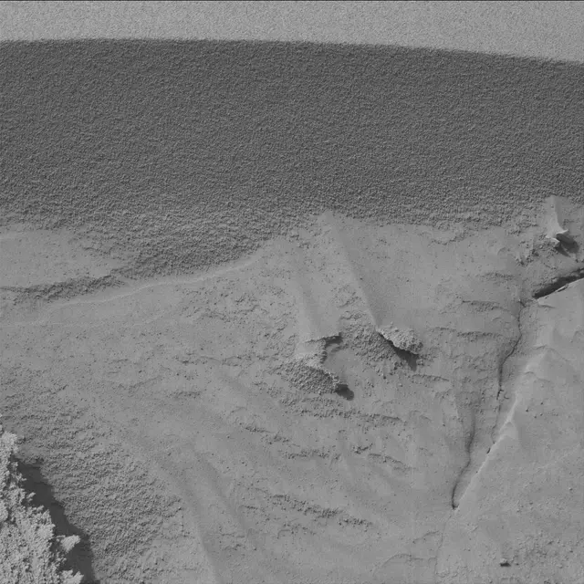 Sol 3783: Mast Camera (Mastcam)