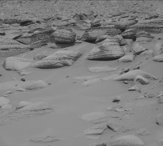 Sol 3783: Mast Camera (Mastcam)