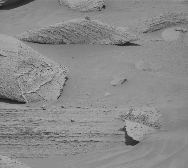 Sol 3783: Mast Camera (Mastcam)