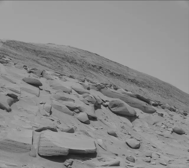 Sol 3786: Mast Camera (Mastcam)