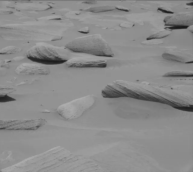 Sol 3786: Mast Camera (Mastcam)