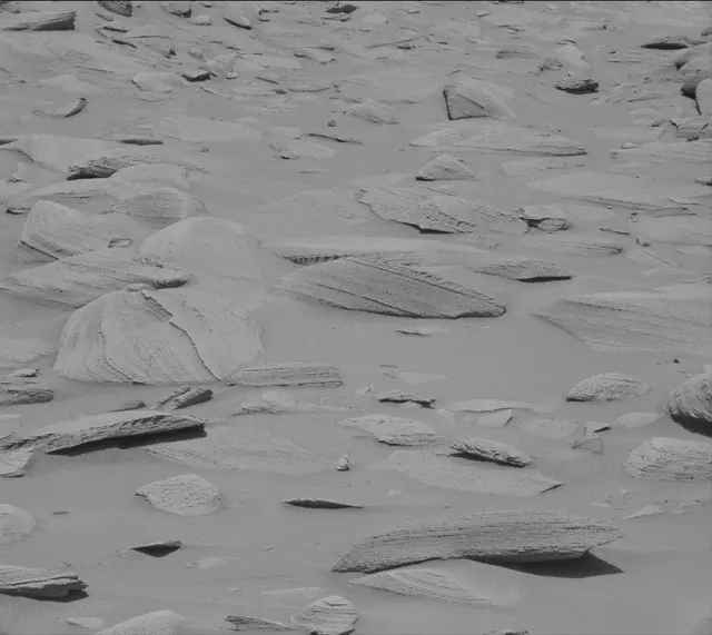 Sol 3786: Mast Camera (Mastcam)