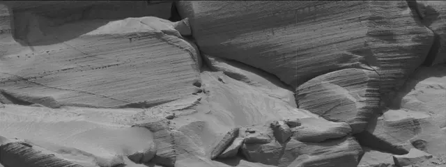 Sol 3786: Mast Camera (Mastcam)