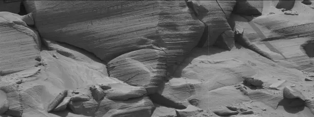 Sol 3786: Mast Camera (Mastcam)