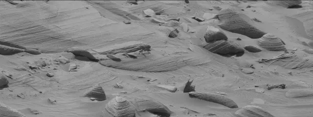 Sol 3786: Mast Camera (Mastcam)