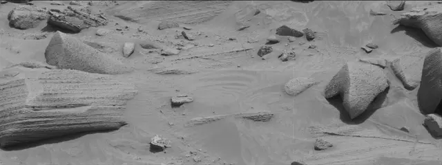 Sol 3786: Mast Camera (Mastcam)