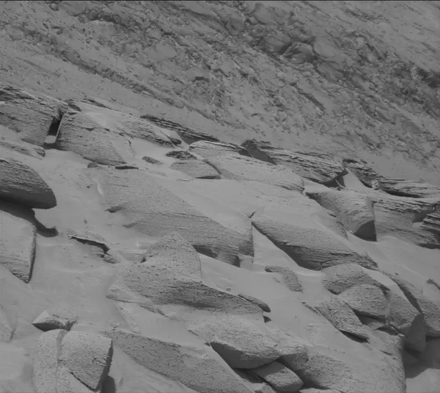 Sol 3786: Mast Camera (Mastcam)
