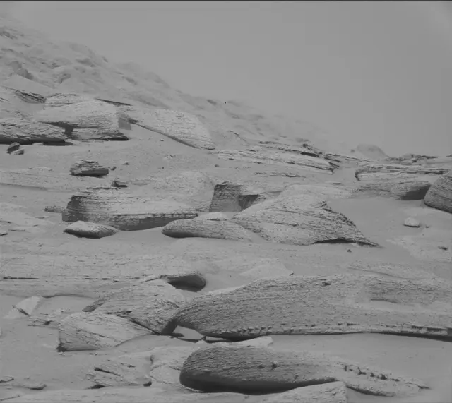 Sol 3786: Mast Camera (Mastcam)