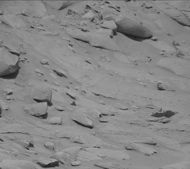 Sol 3786: Mast Camera (Mastcam)