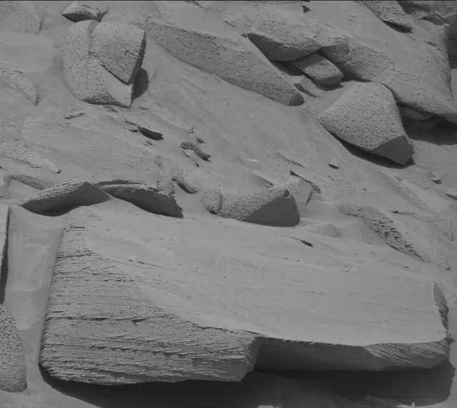 Sol 3786: Mast Camera (Mastcam)