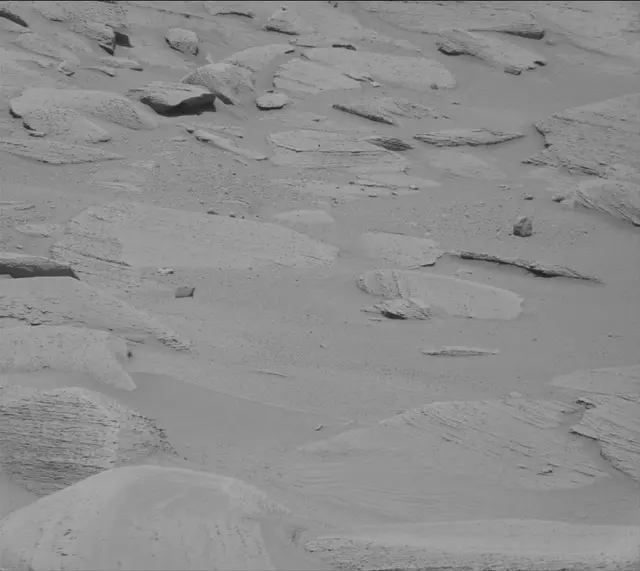 Sol 3786: Mast Camera (Mastcam)
