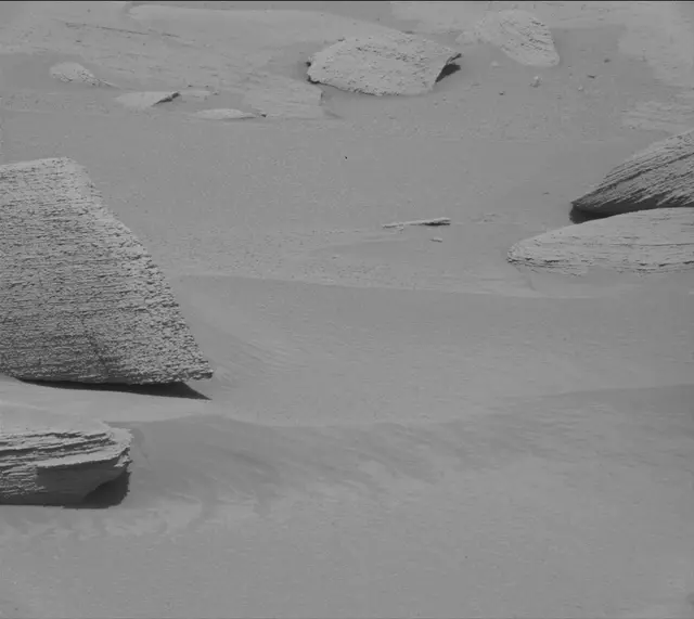 Sol 3786: Mast Camera (Mastcam)