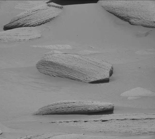 Sol 3786: Mast Camera (Mastcam)