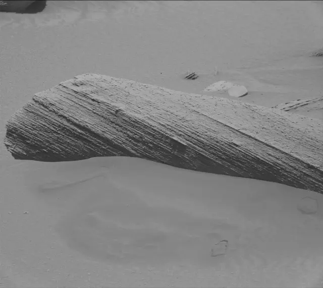 Sol 3786: Mast Camera (Mastcam)