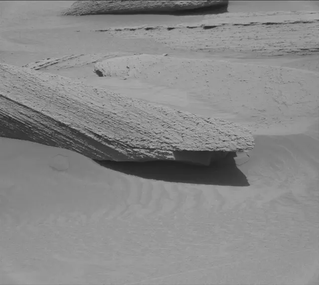 Sol 3786: Mast Camera (Mastcam)