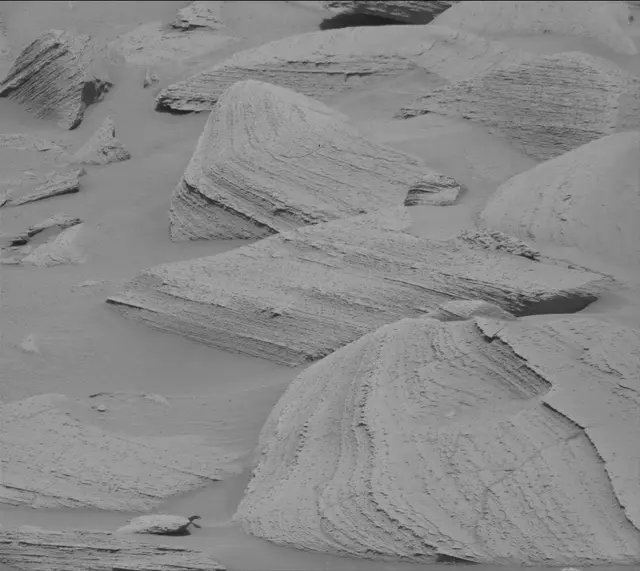 Sol 3786: Mast Camera (Mastcam)