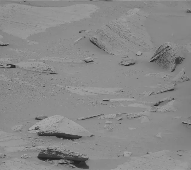 Sol 3786: Mast Camera (Mastcam)
