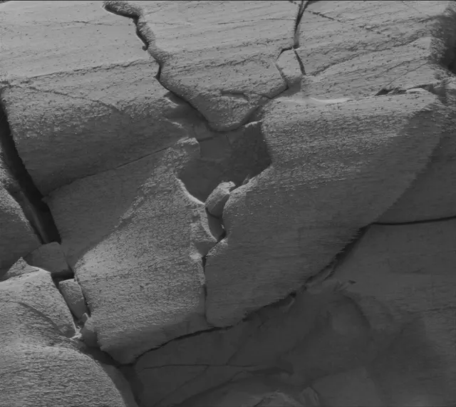 Sol 3786: Mast Camera (Mastcam)