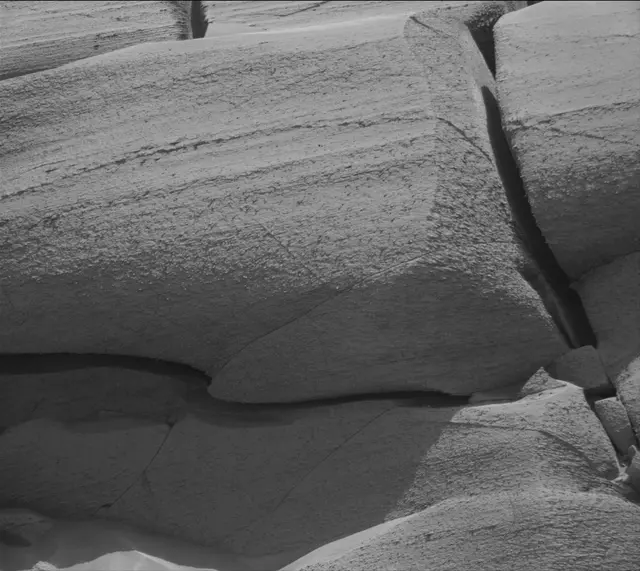 Sol 3786: Mast Camera (Mastcam)
