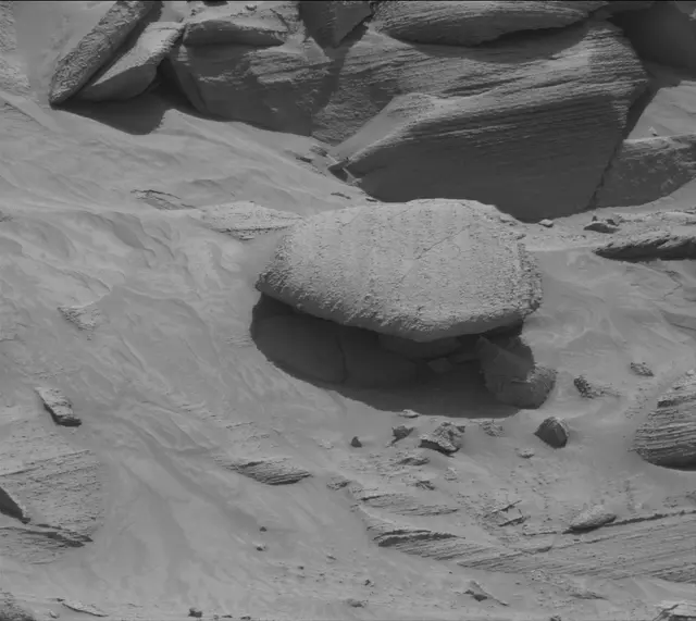 Sol 3786: Mast Camera (Mastcam)