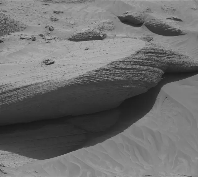 Sol 3786: Mast Camera (Mastcam)