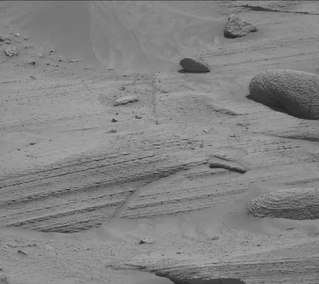 Sol 3786: Mast Camera (Mastcam)