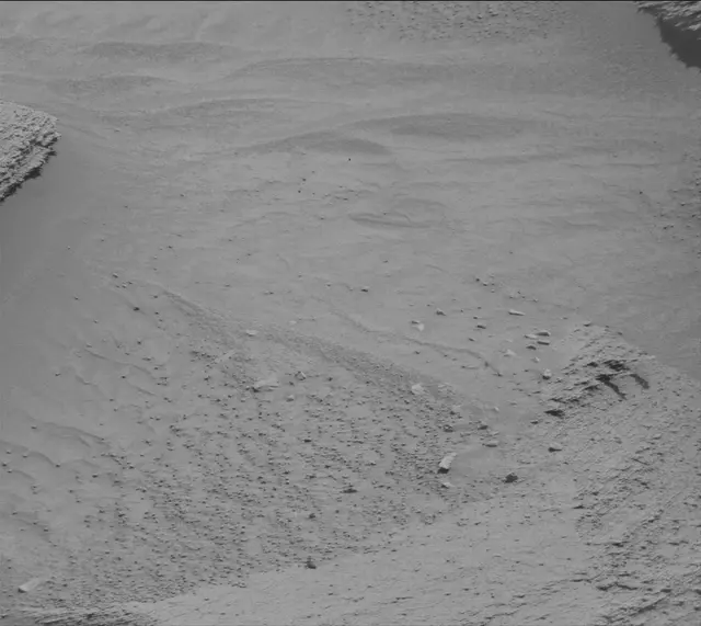 Sol 3786: Mast Camera (Mastcam)
