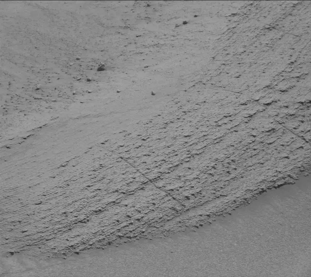 Sol 3786: Mast Camera (Mastcam)