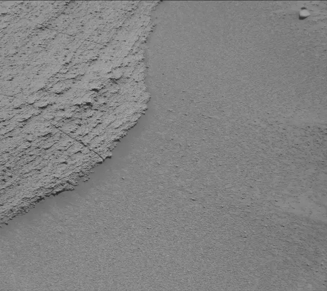 Sol 3786: Mast Camera (Mastcam)