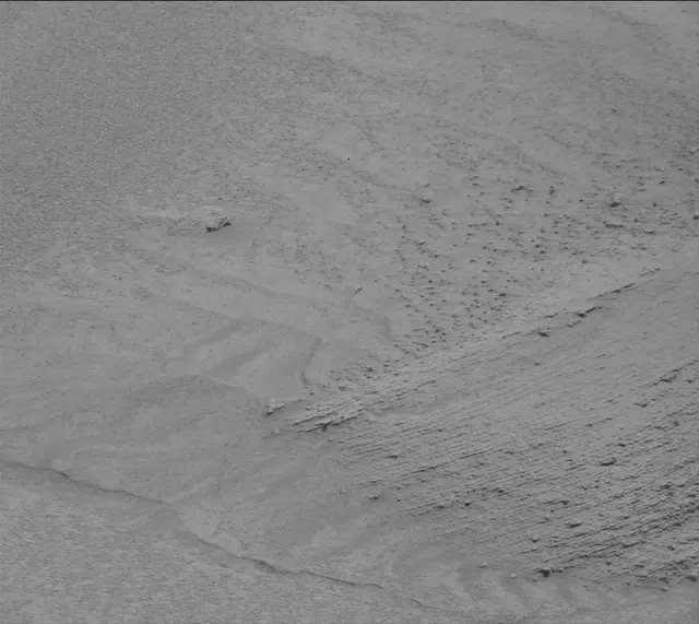 Sol 3786: Mast Camera (Mastcam)