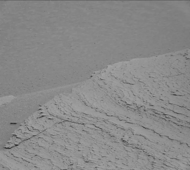 Sol 3786: Mast Camera (Mastcam)