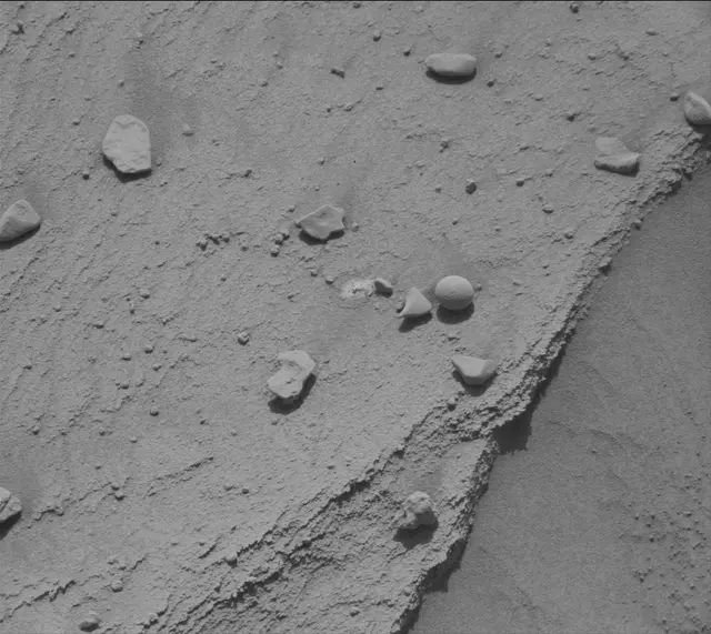 Sol 3786: Mast Camera (Mastcam)