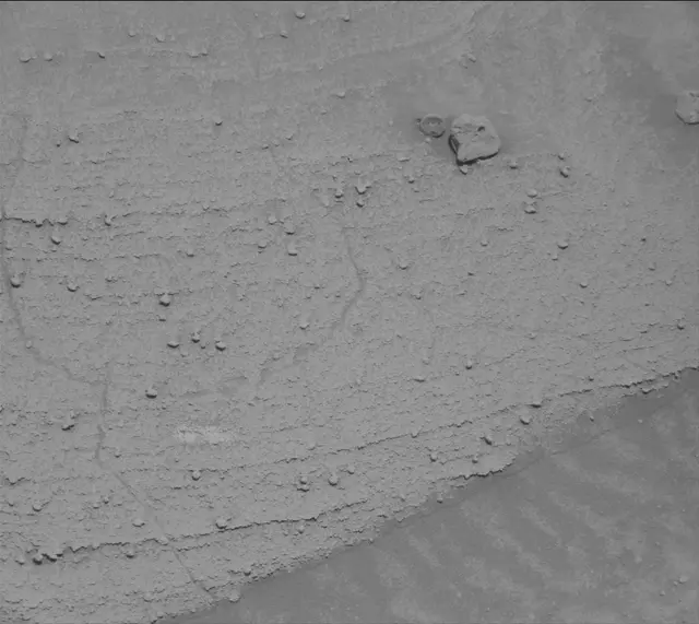 Sol 3787: Mast Camera (Mastcam)