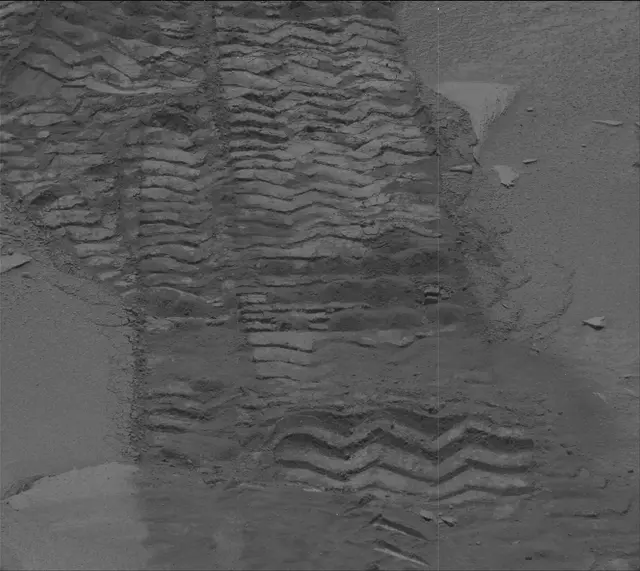 Sol 3793: Mast Camera (Mastcam)