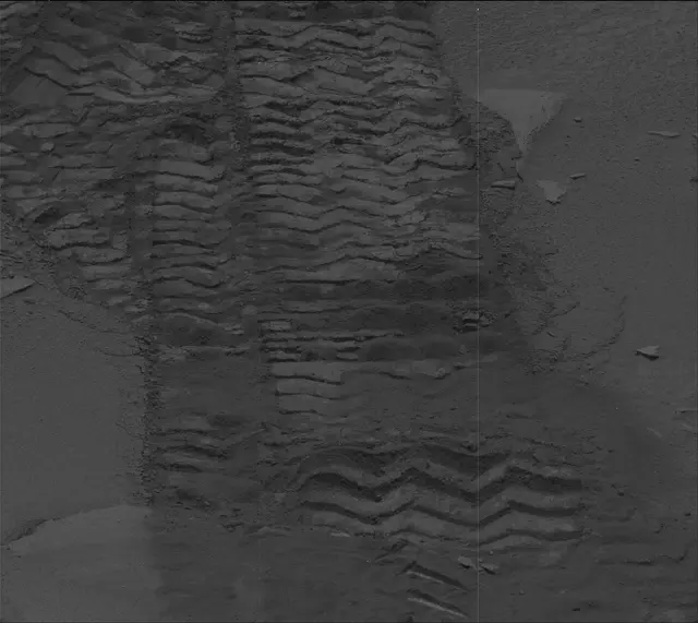 Sol 3793: Mast Camera (Mastcam)