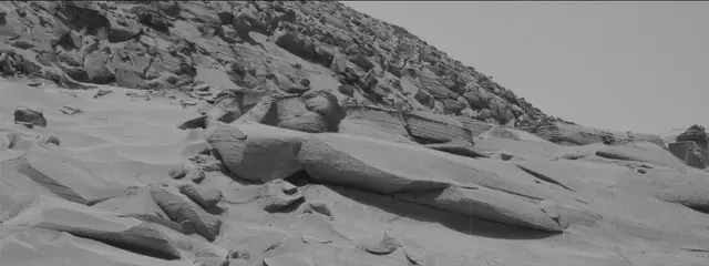 Sol 3794: Mast Camera (Mastcam)