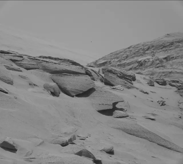 Sol 3794: Mast Camera (Mastcam)