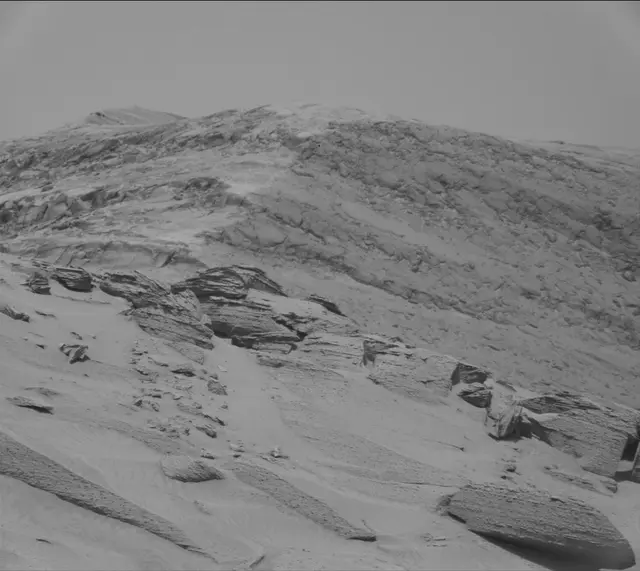 Sol 3794: Mast Camera (Mastcam)