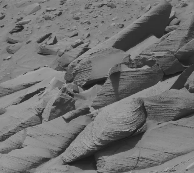 Sol 3794: Mast Camera (Mastcam)